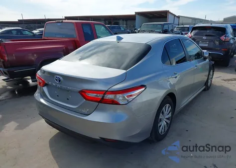 2019 Toyota Camry Hybrid Le z USA, uszkodzony, nr VIN 4T1B31HK9KU005720